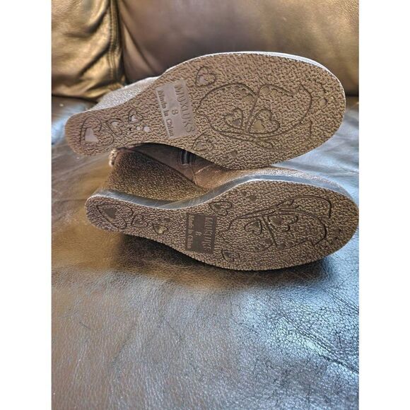 NWT MucLuks GreyLea Striped Canvas and sweater Waterproof  boots size 8 - Picture 6 of 7